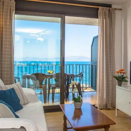 Costabravaforrent Perris * L' Escala
